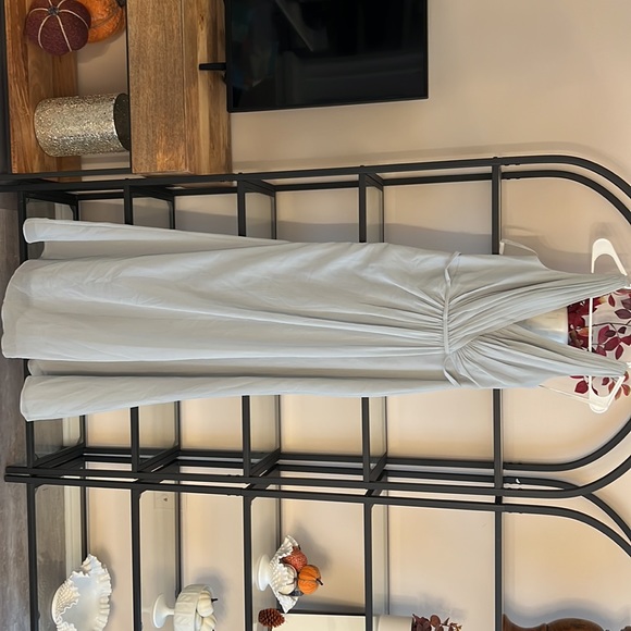 David’s Bridal gray bridesmaid dress. Size 8. EUC - Picture 3 of 5